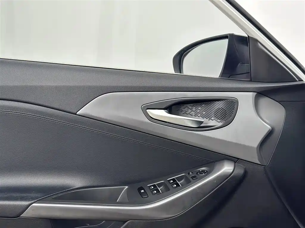 Hyundai Fista 2020 — фото 13