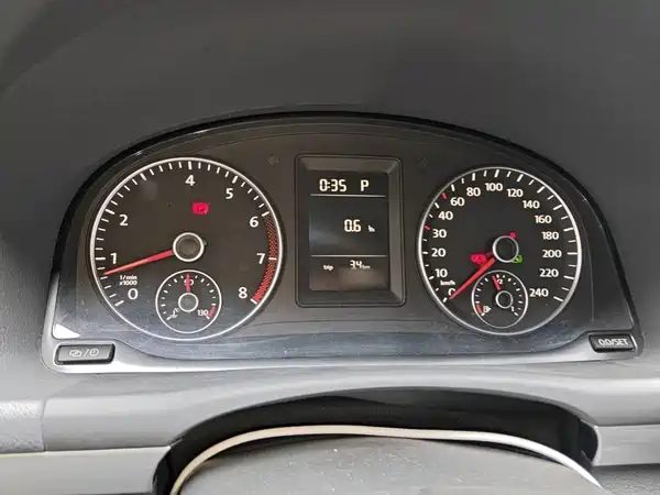Volkswagen Touran 2016