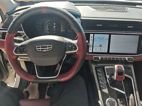 Geely Boyue 2021