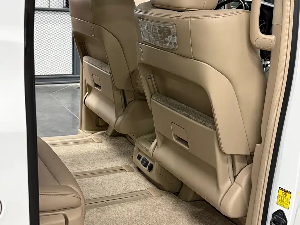 Toyota Alphard 2012 — фото 16