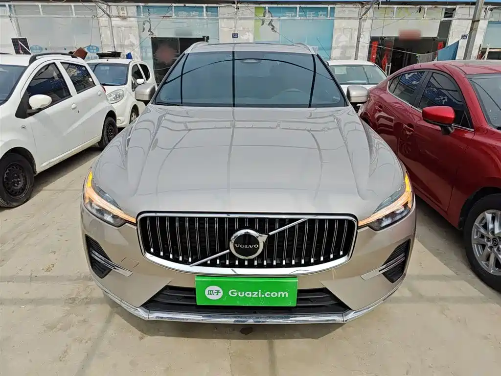 Volvo XC60 2023 — фото 2