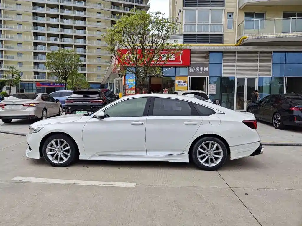 Honda Accord 2023