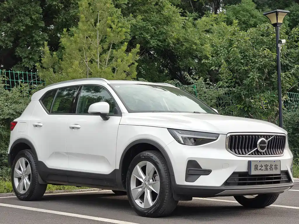 Volvo XC40 2023