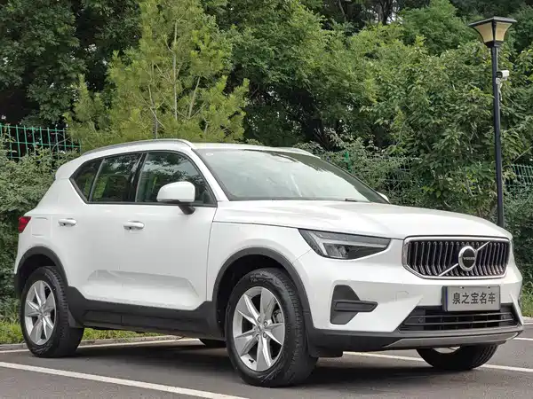 Volvo XC40 2023