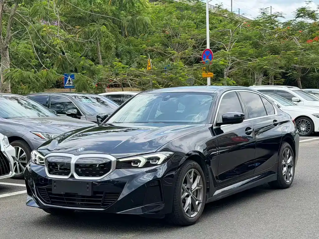 BMW i3 2023 — фото 1