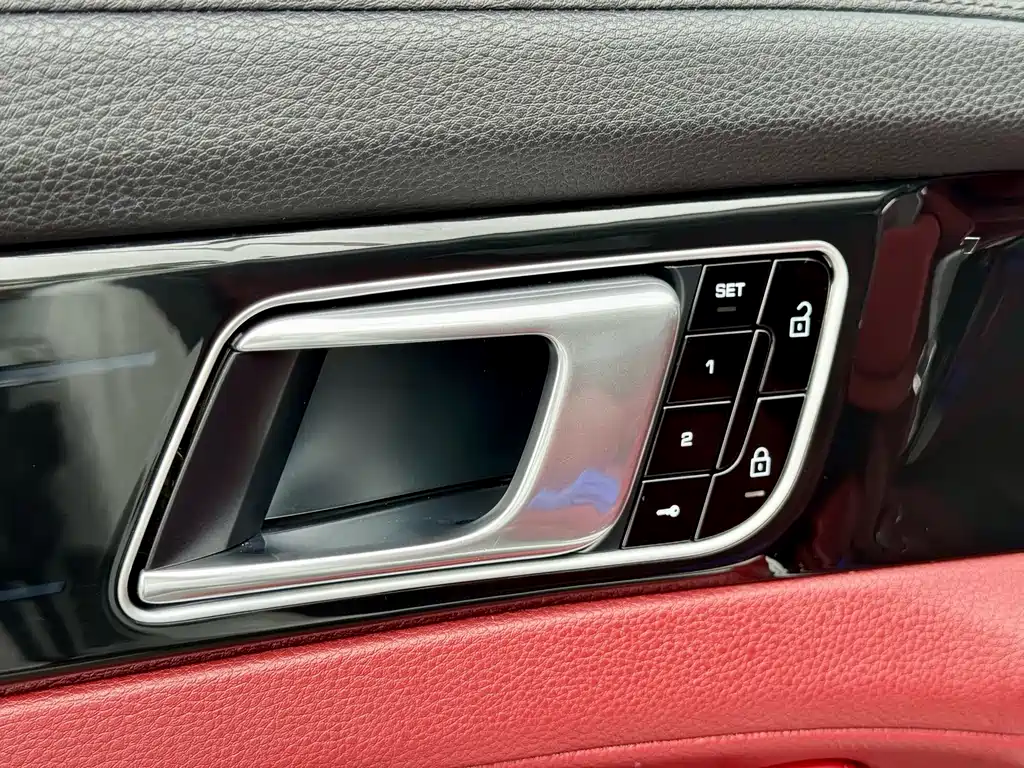 Porsche Panamera 2019 — фото 12