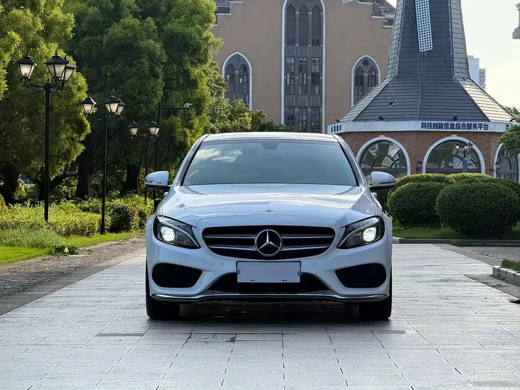 Mercedes-Benz C-Class 2018 — фото 2