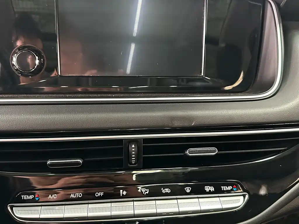 GAC Motor Trumpchi M6 2021 — фото 14