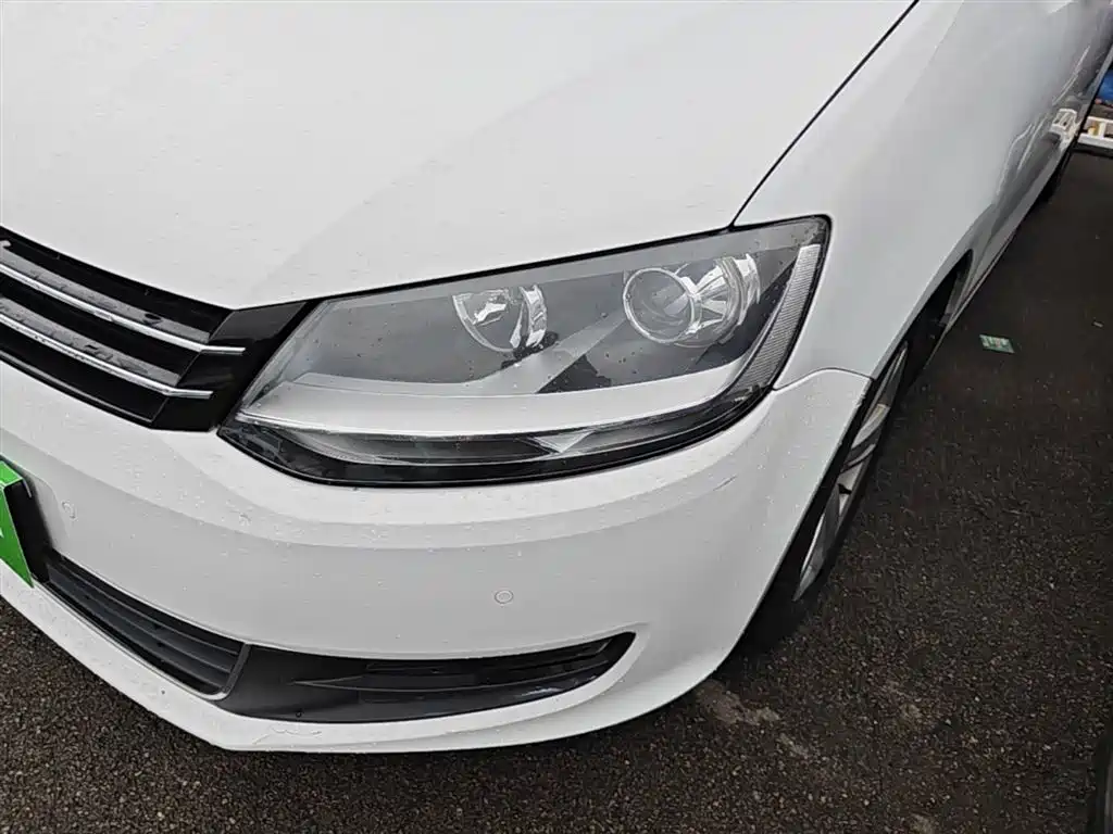 Volkswagen Sharan 2017 — фото 24