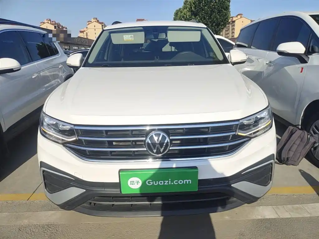 Volkswagen Tiguan L 2022 — фото 3