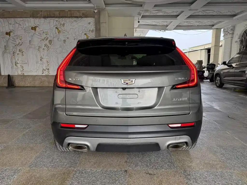 Cadillac XT4 2019 — фото 10