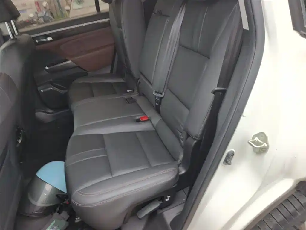 GAC Motor Trumpchi GS8 2018 — фото 17