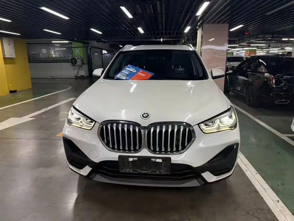 BMW X1 2022 — фото 3