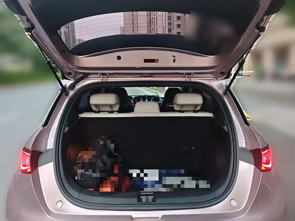 BYD Dolphin 2022 — фото 10