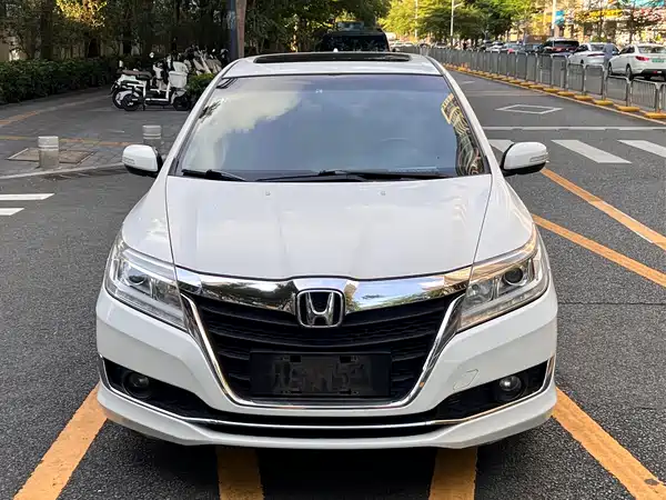 Honda Crider 2016