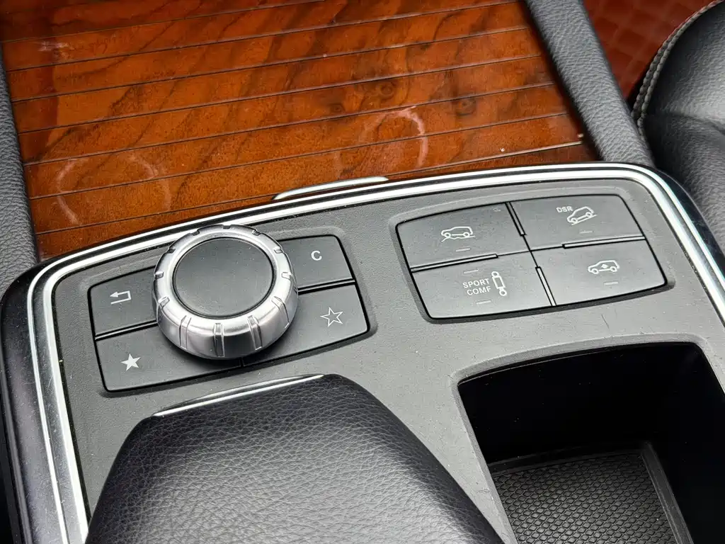 Mercedes-Benz M-Class 2015 — фото 12