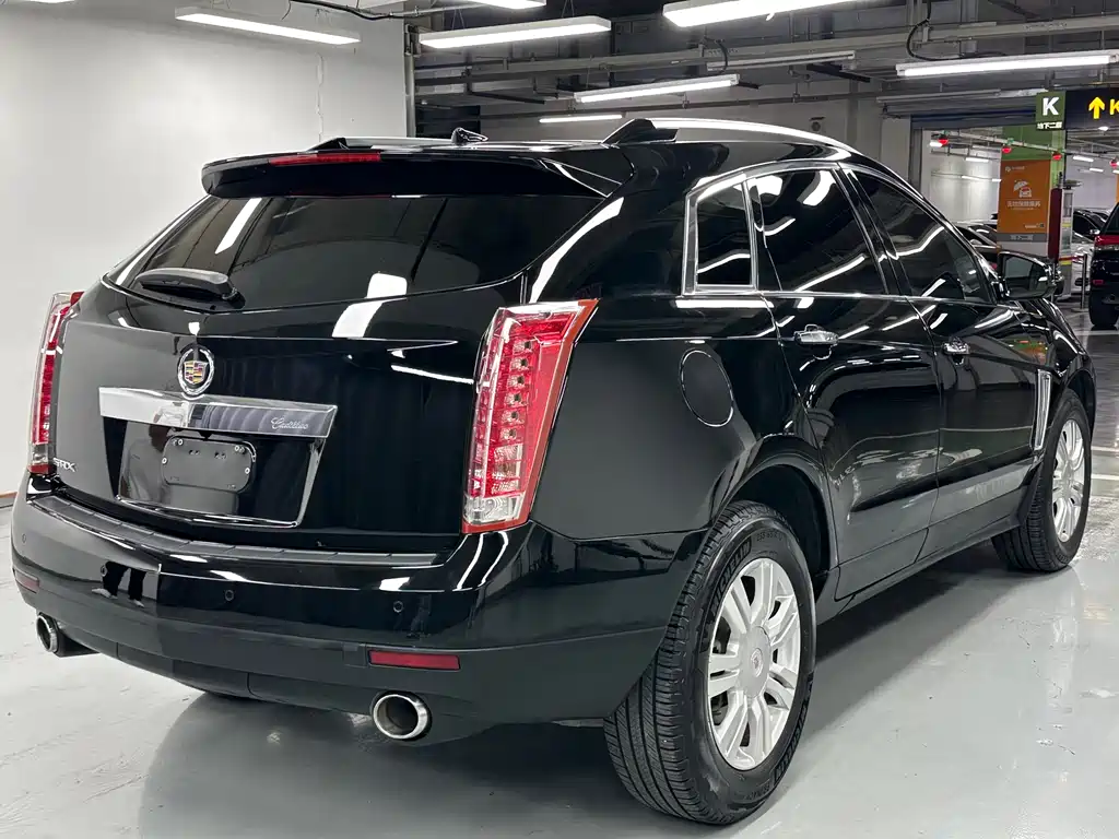 Cadillac SRX 2016 — фото 4