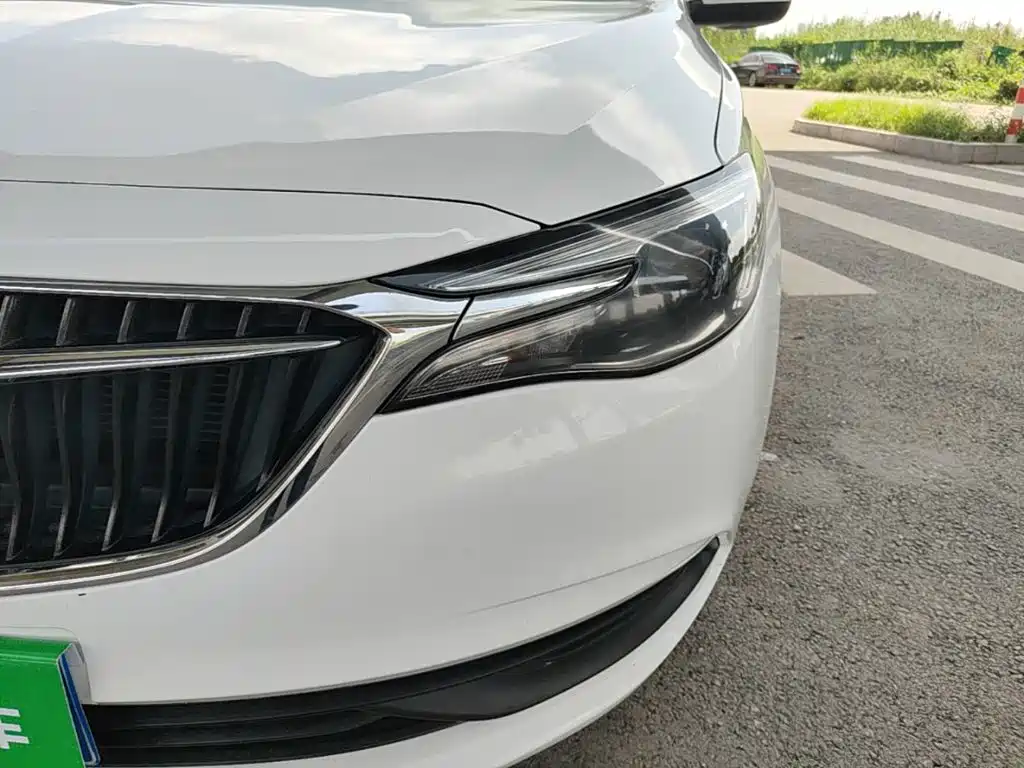 Buick Excelle GT 2018 — фото 24