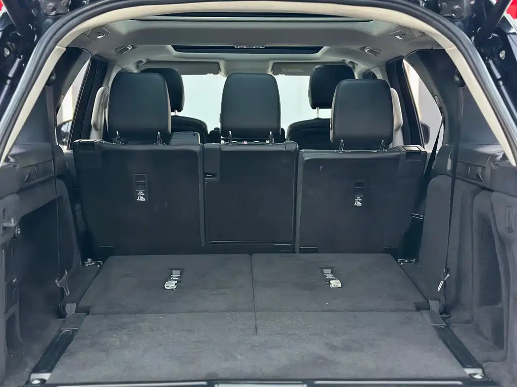 Land Rover Discovery 2018 — фото 20