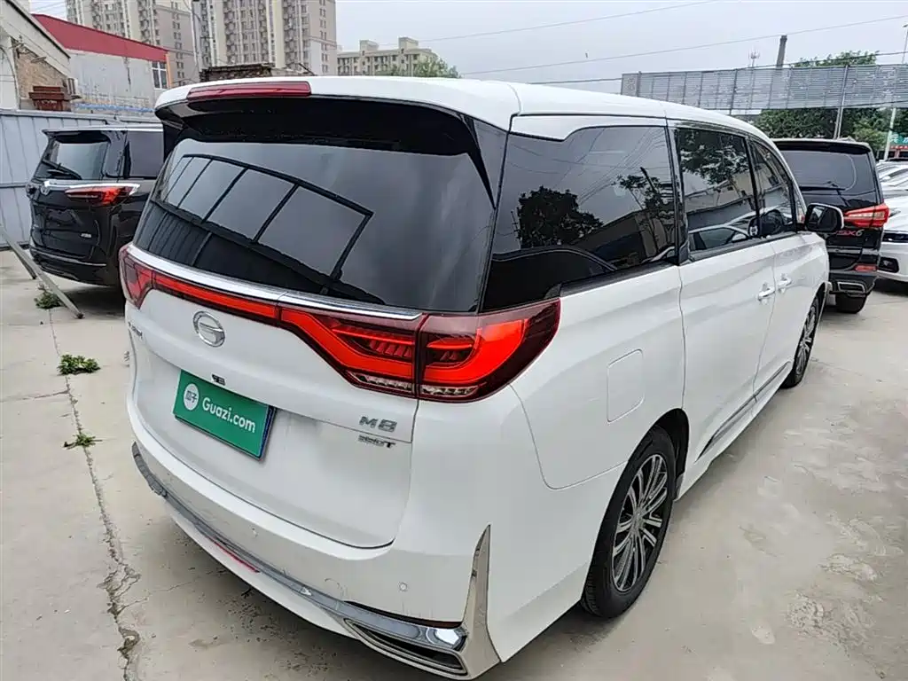 GAC Motor Trumpchi M8 2022 — фото 7