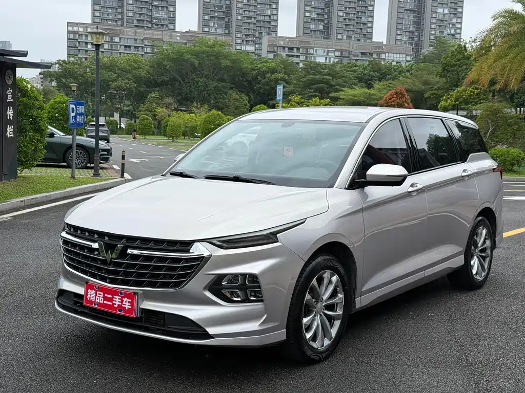 Wuling Victory 2020 — фото 1