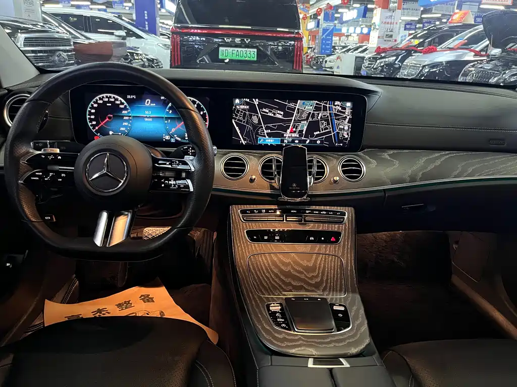 Mercedes-Benz E-Class 2021