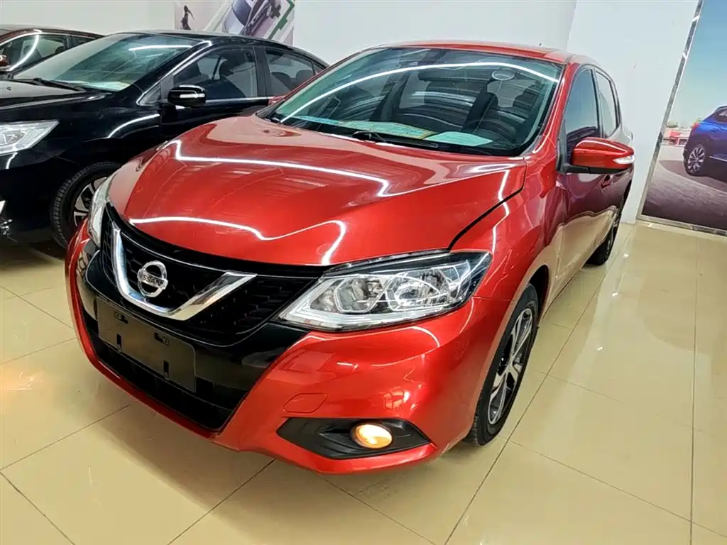 Nissan Tiida 2017 — фото 2