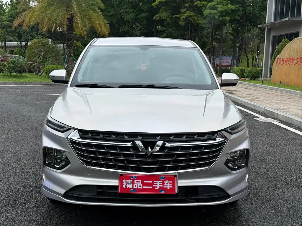 Wuling Victory 2020 — фото 2