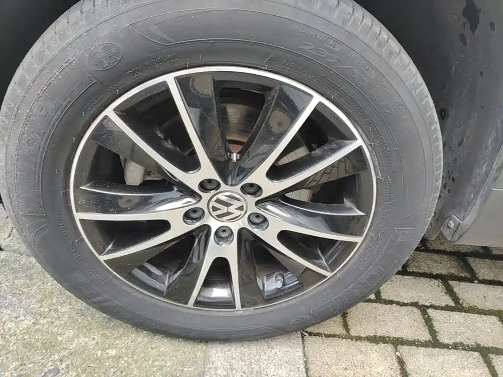 Volkswagen Tiguan 2015 — фото 23