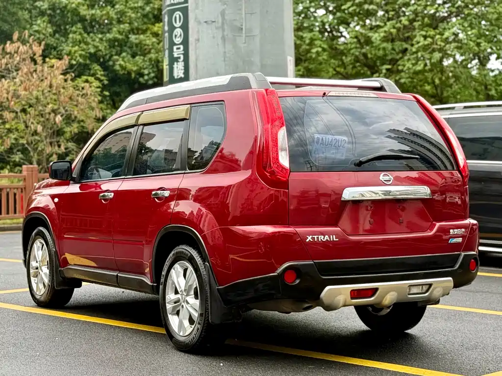 Nissan X-Trail 2014 — фото 7