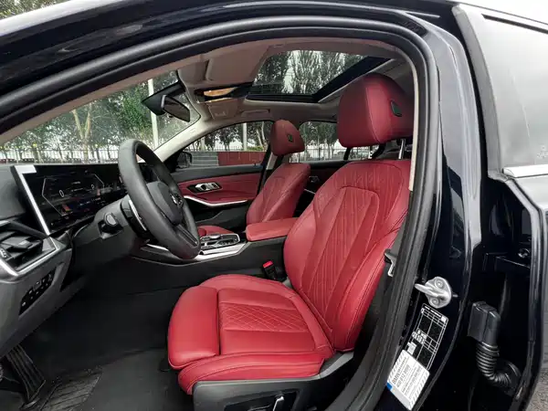 BMW 3 Series 2023