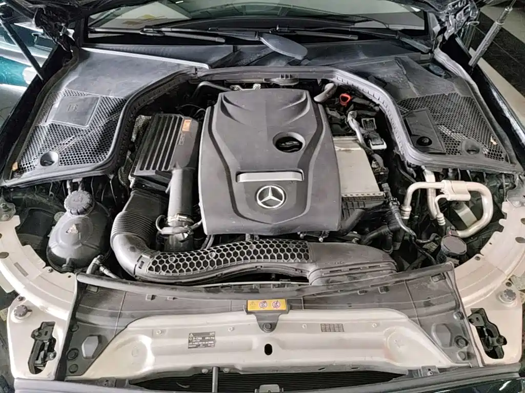Mercedes-Benz C-Class 2019 — фото 20