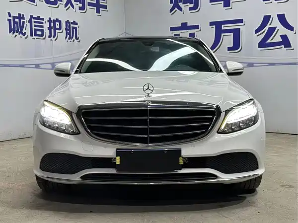 Mercedes-Benz C-Class 2019
