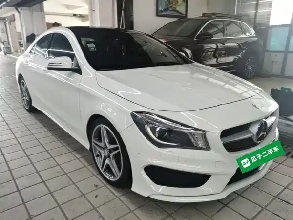 Mercedes-Benz CLA 2015