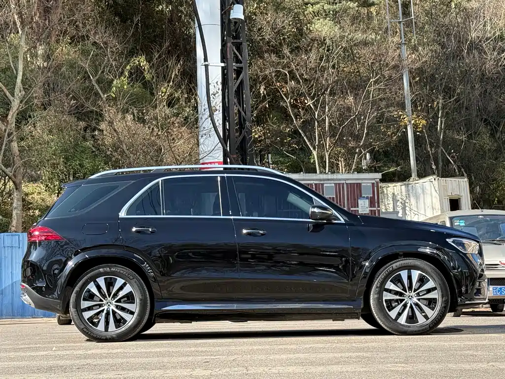 Mercedes-Benz GLE 2025 — фото 4
