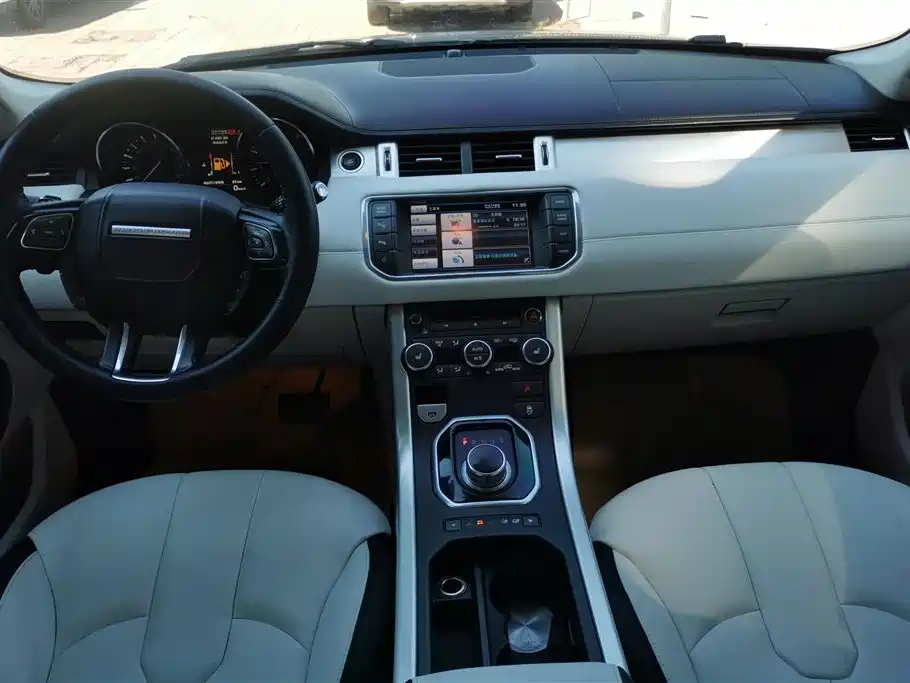 Land Rover Evoque 2012 — фото 12