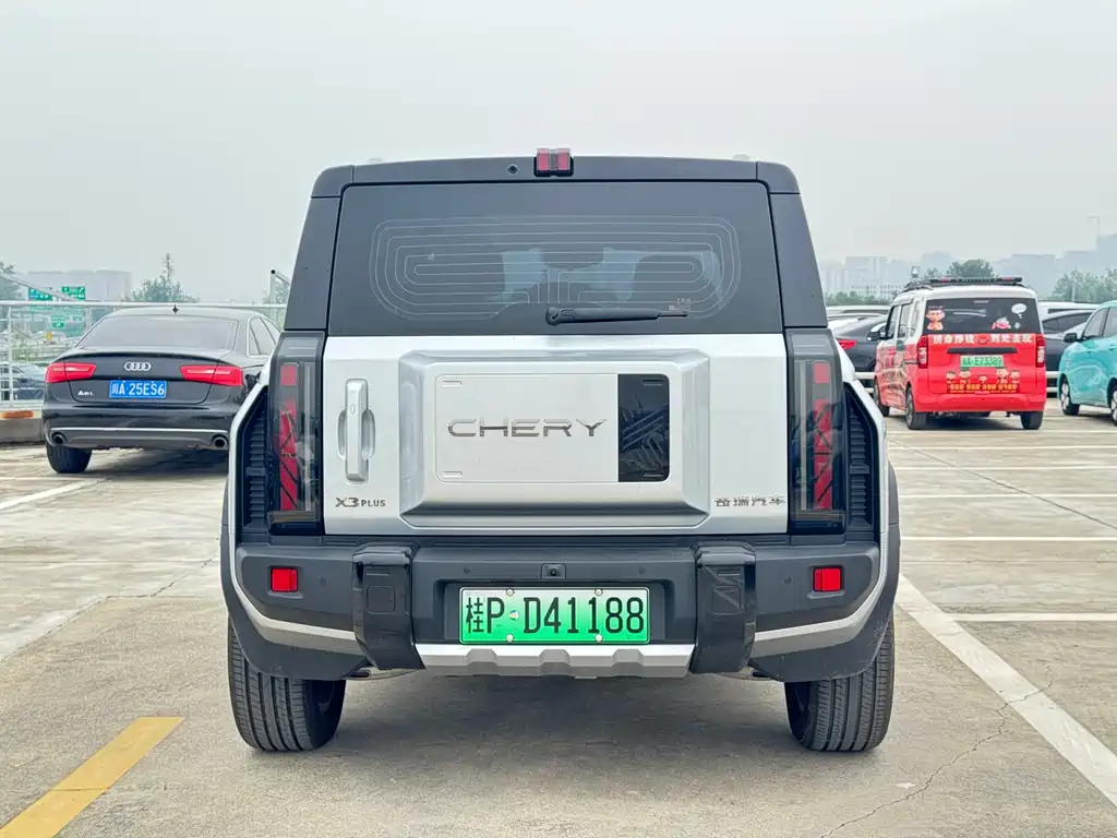 Chery Fengyun X3 PLUS 2026 — фото 17