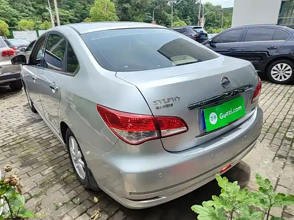 Nissan Sylphy 2012