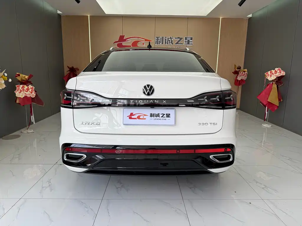 Volkswagen Tiguan X 2023 — фото 8