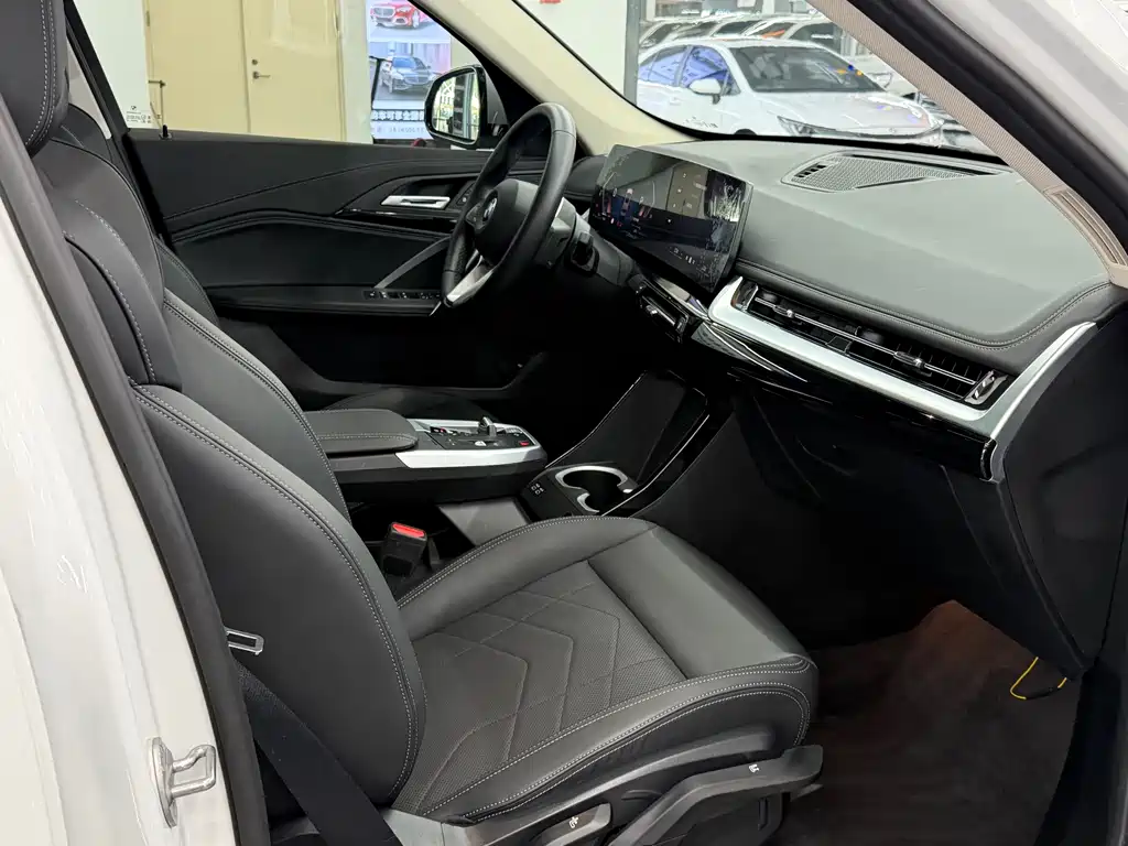 BMW X1 2023 — фото 13