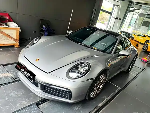 Porsche 911 2020