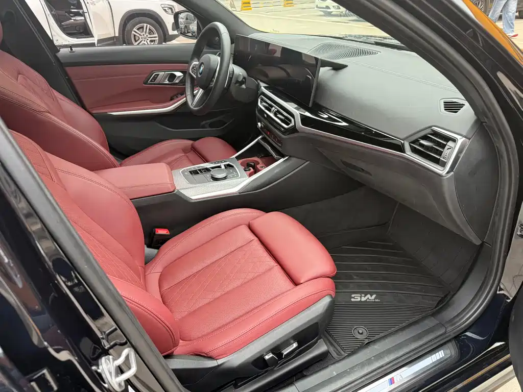 BMW 3 Series 2024