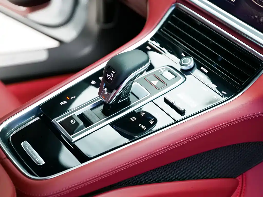 Porsche Panamera 2023 — фото 12