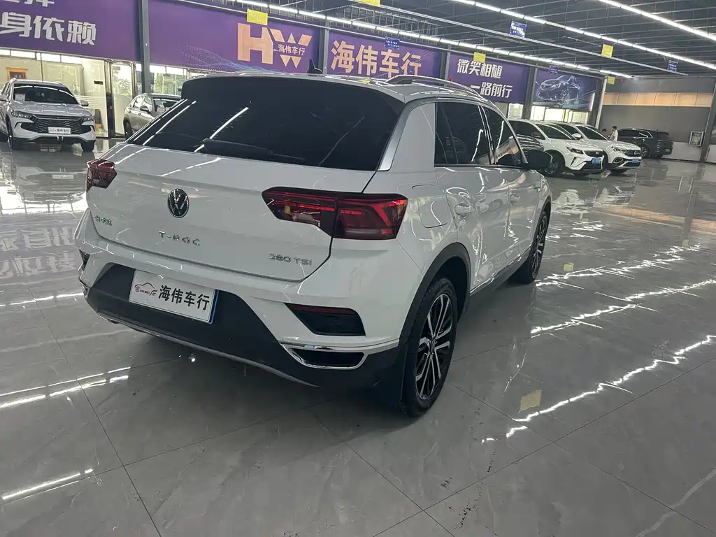 Volkswagen T-Roc 2023
