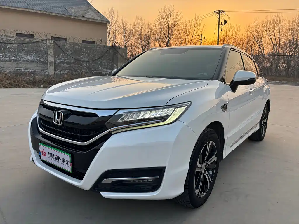 Honda UR-V 2018 — фото 1