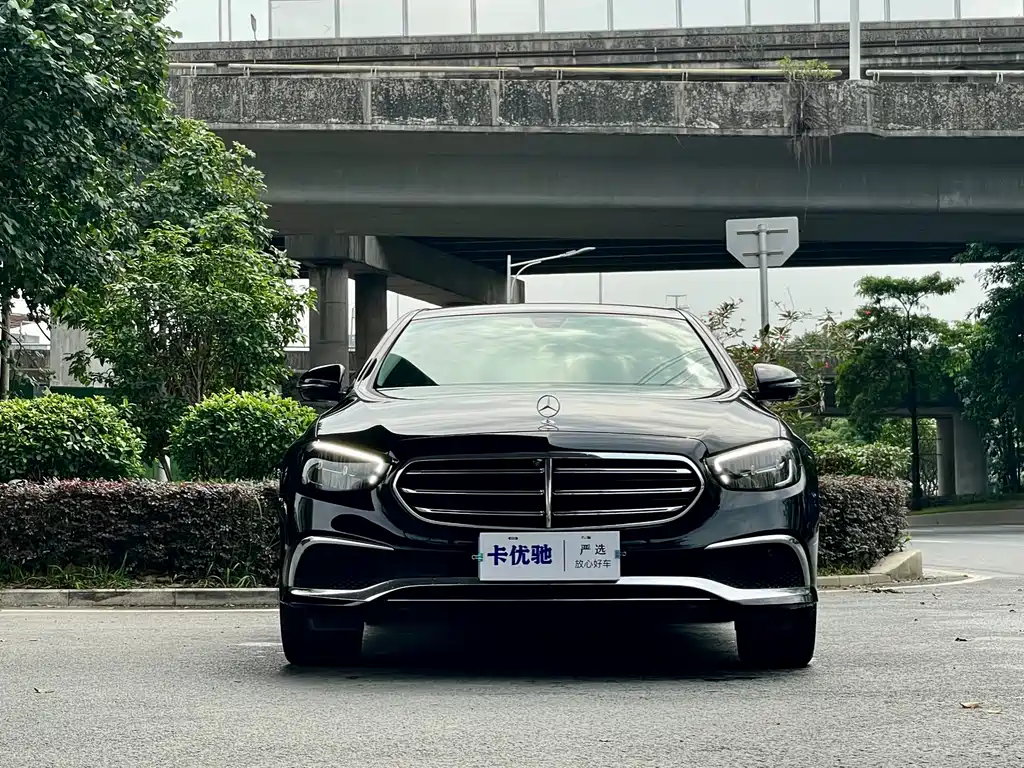 Mercedes-Benz E-Class 2022 — фото 2