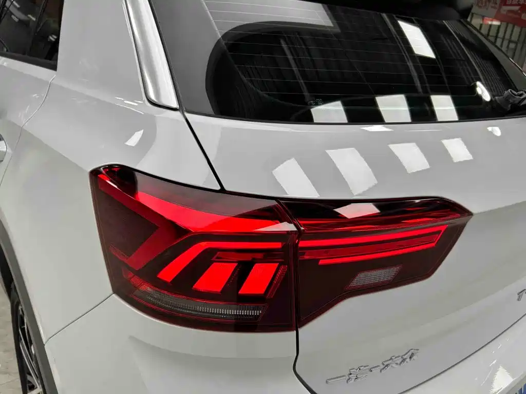 Volkswagen T-Roc 2022 — фото 19