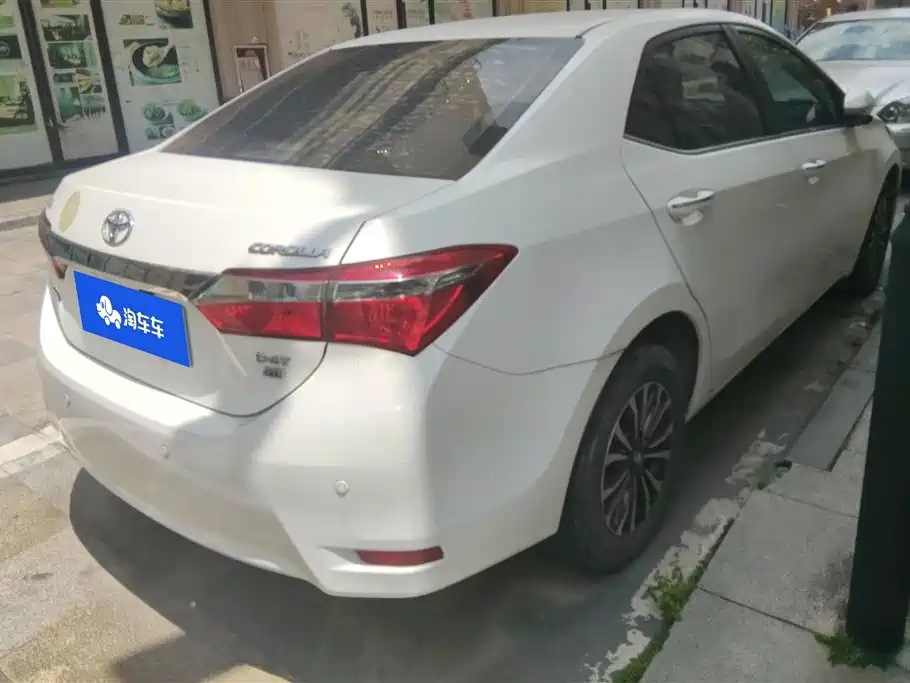 Toyota Corolla 2019 — фото 3