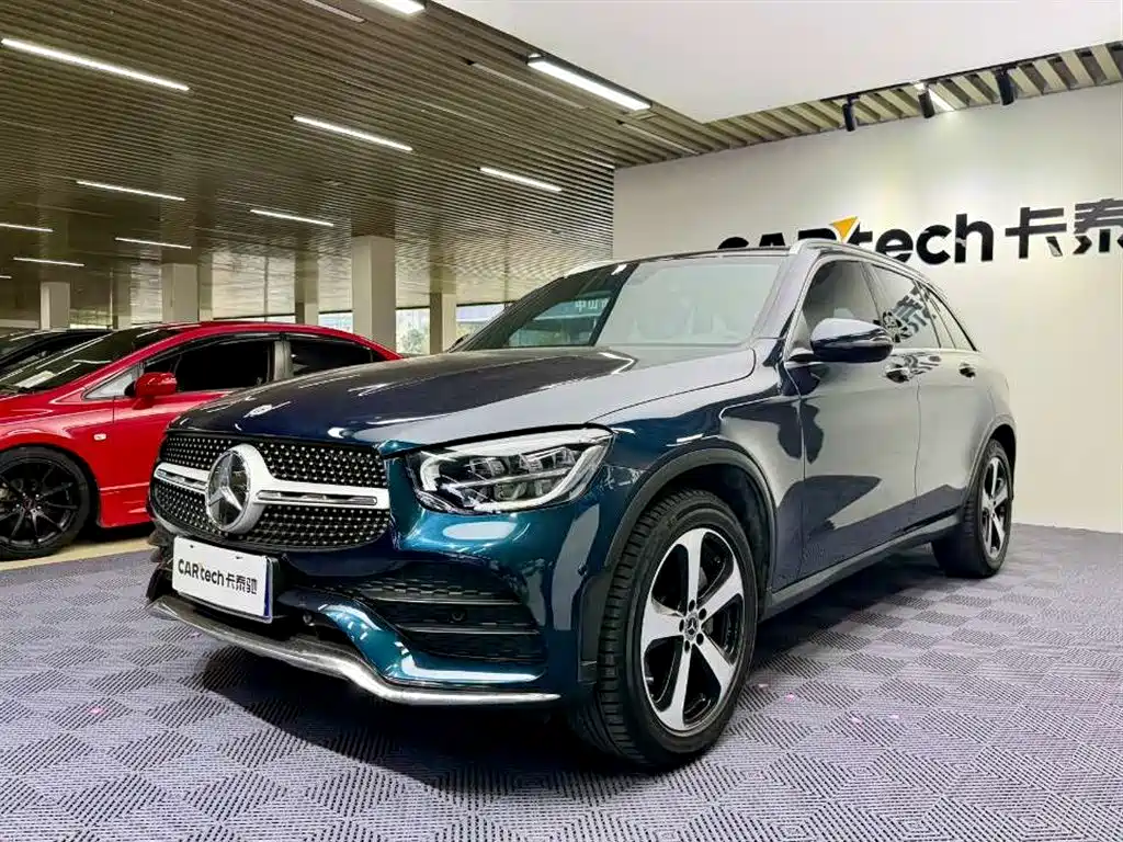 Mercedes-Benz GLC 2022 — фото 1