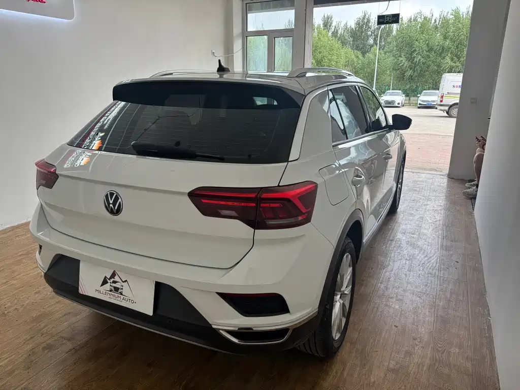 Volkswagen T-Roc 2022 — фото 13